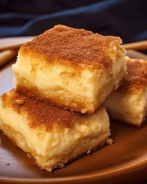 SOPAPILLA CHEESECAKE BARS